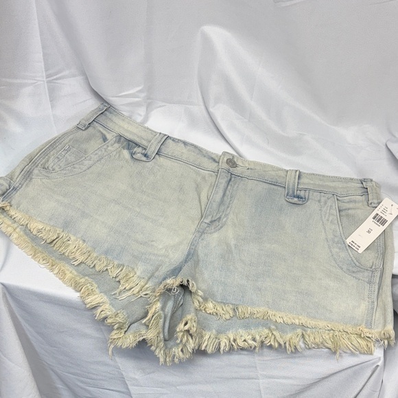 Anthropology Pilcro light blue fringe with pocket cotton blend shorts size 30 - Picture 1 of 13